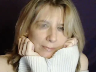 Flirty_Laura webcam livesex profile in kinky cams