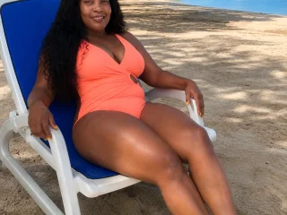 HotMissMolly video