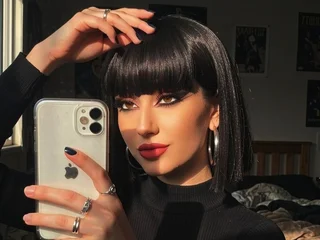 LaraMaeve video